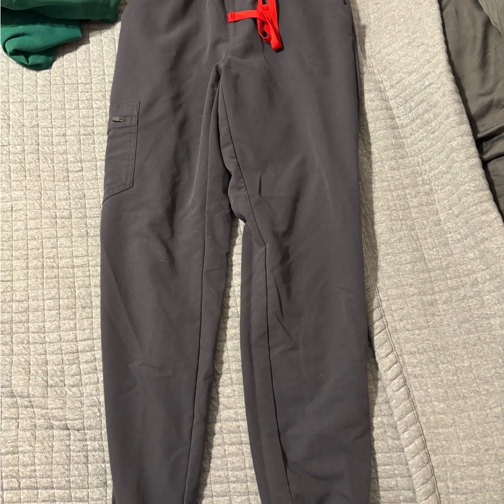 Figs Woman’s Scrub Pants